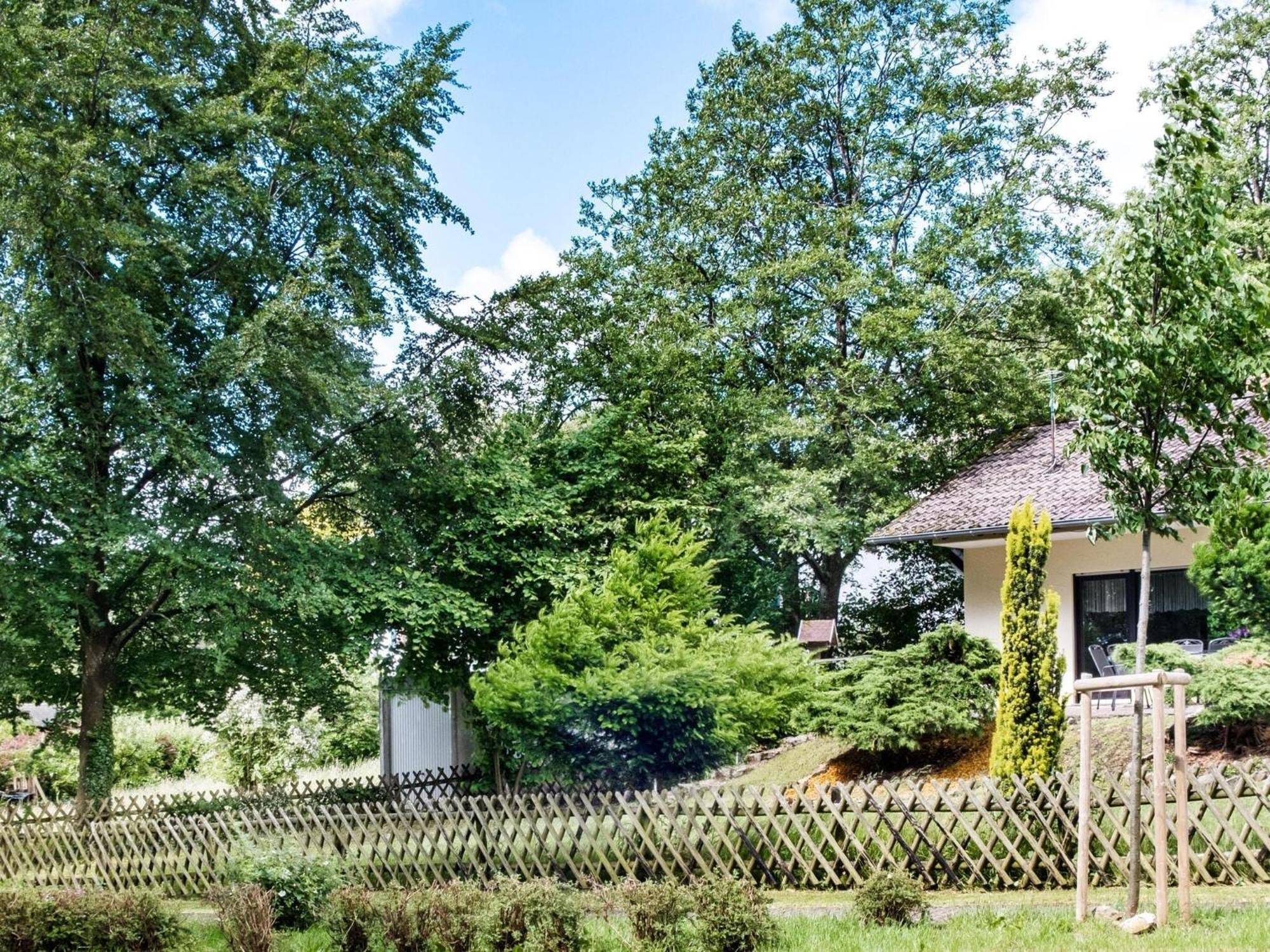 Idyllic Bungalow In Feusdorf With Forest View Ngoại thất bức ảnh